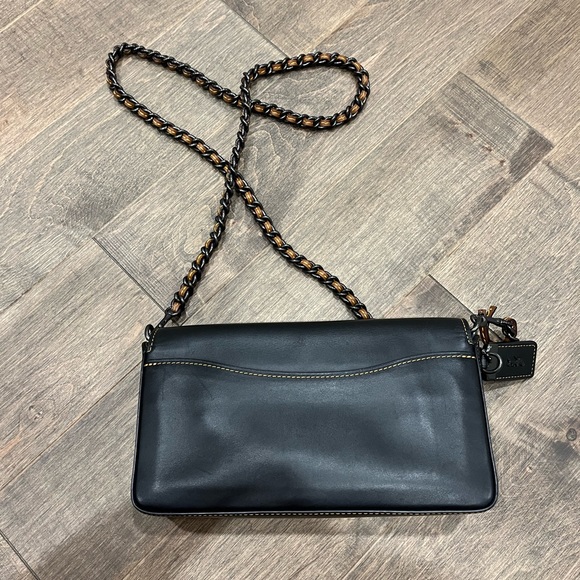 Coach Dinky - Picture 3 of 8